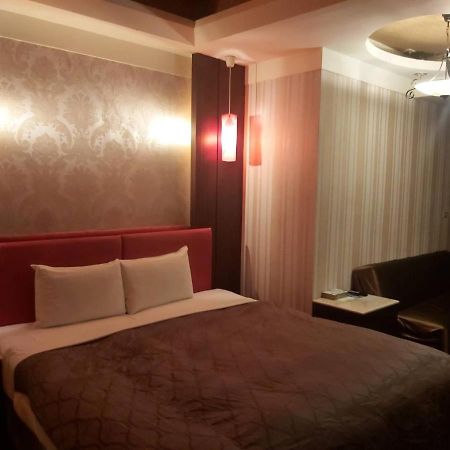 Chateau Motel Kaohsiung Dış mekan fotoğraf