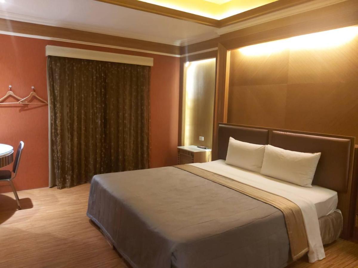 Chateau Motel Kaohsiung Dış mekan fotoğraf