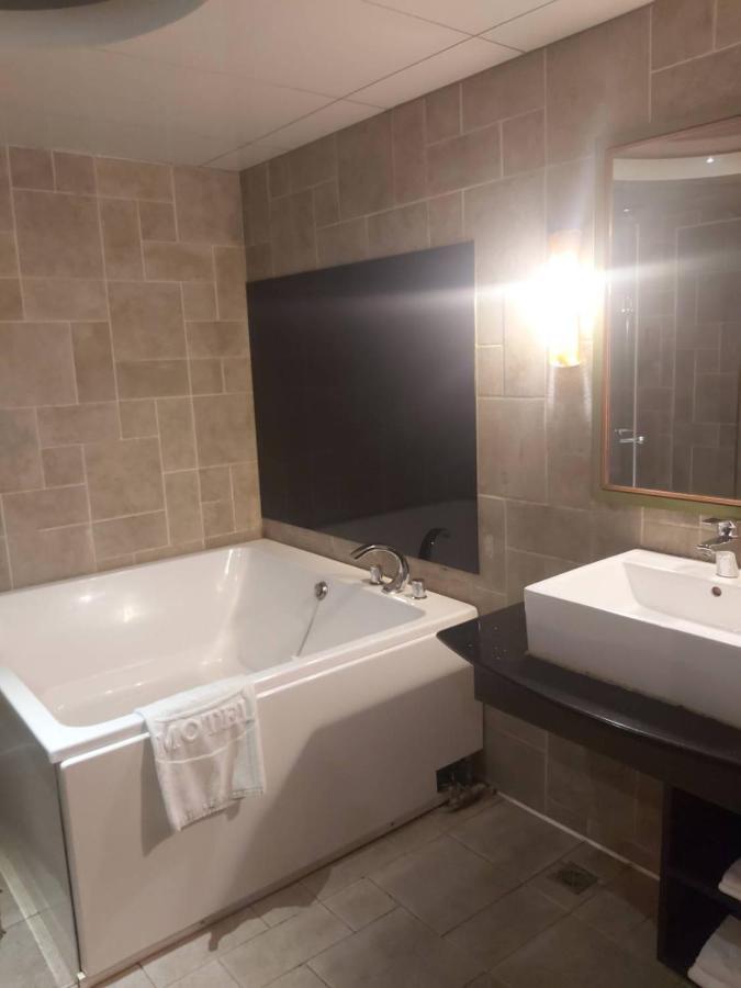 Chateau Motel Kaohsiung Dış mekan fotoğraf